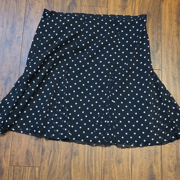 liz & co. Dresses & Skirts - Liz & Co Black and White Asymmetrical A-Line Midi Skirt